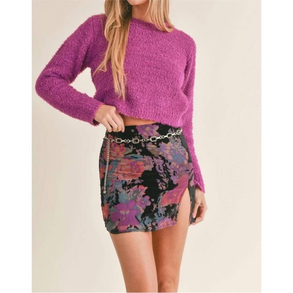 SAGE THE LABEL Celinda Fuzzy Sweater – Magenta | Size Small - Picture 2 of 8